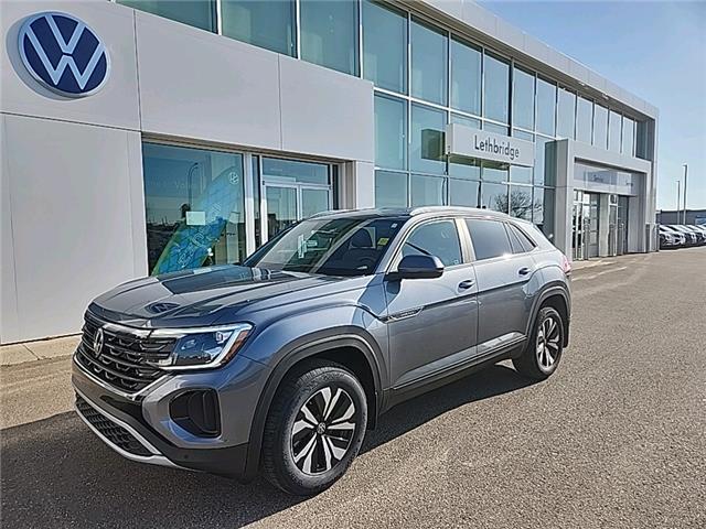 2025 Volkswagen Atlas Cross Sport 2.0 TSI Comfortline (Stk: 25091) in Lethbridge - Image 1 of 34