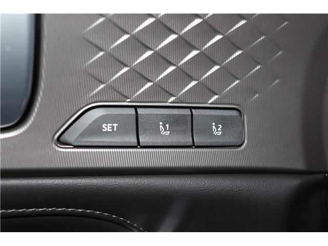 2025 Kia Sorento Plug-In Hybrid SX (Stk: 26140) in Edmonton - Image 14 of 32 2025 Kia Sorento Plug-In Hybrid SX (Stk: 26140) in Edmonton - Image 14 of 32