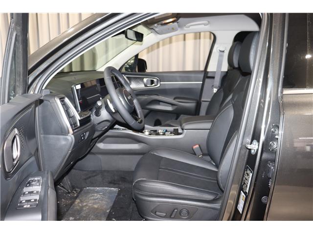 2025 Kia Sorento Plug-In Hybrid EX (Stk: 26147) in Edmonton - Image 12 of 27