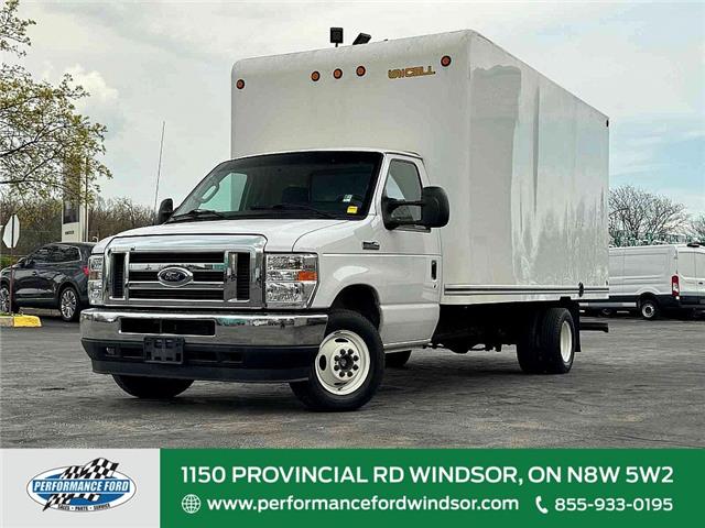 2021 Ford E-450 Cutaway Base (Stk: TR03587A) in Windsor - Image 1 of 21