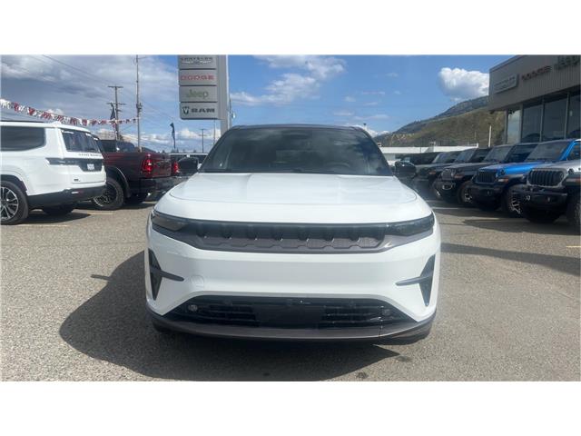 2024 Jeep Wagoneer S Launch Edition (Stk: TR226) in Kamloops - Image 2 of 34