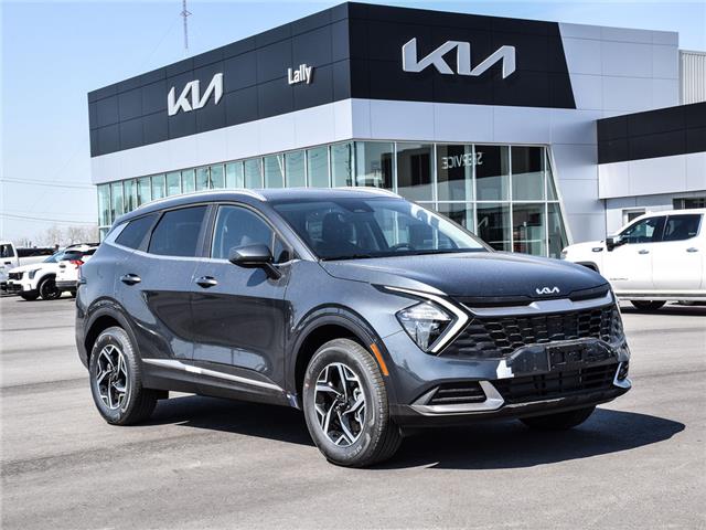 2025 Kia Sportage LX (Stk: LKSP00304) in Chatham - Image 1 of 24