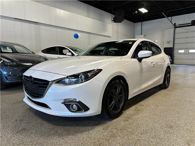 2015 Mazda Mazda3 Sport GX (Stk: P13733) in Calgary - Image 1 of 17