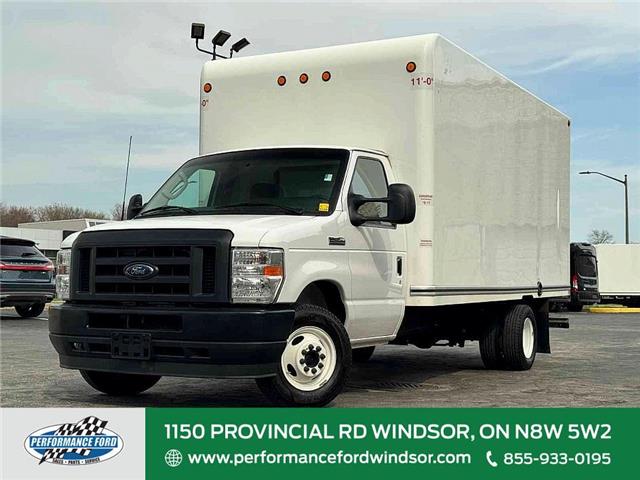 2023 Ford E-450 Cutaway Base (Stk: PR24770) in Windsor - Image 1 of 22