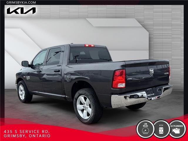 2023 RAM 1500 Classic SLT 4x4 Crew Cab 5'7 Box | Low Km | HEMI (Stk: U3053) in Grimsby - Image 4 of 17