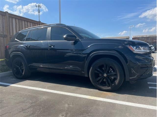 2023 Volkswagen Atlas 3.6 FSI Highline Black with 75,460km at $39,999