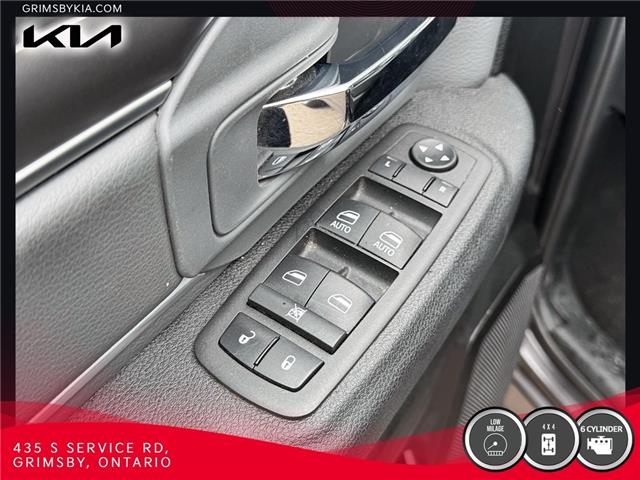 2023 RAM 1500 Classic SLT 4x4 Crew Cab 5'7 Box | Low Km | HEMI (Stk: U3053) in Grimsby - Image 11 of 17