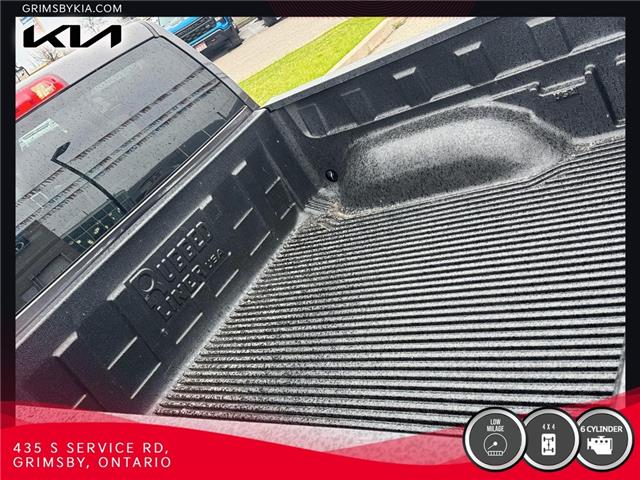2023 RAM 1500 Classic SLT 4x4 Crew Cab 5'7 Box | Low Km | HEMI (Stk: U3053) in Grimsby - Image 16 of 17