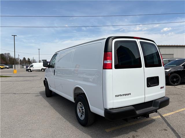 2025 GMC Savana 2500 Work Van (Stk: 55799) in Strathroy - Image 2 of 9