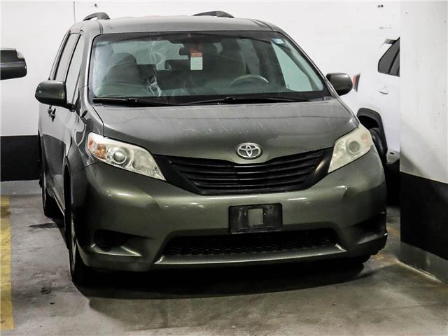 2011 Toyota Sienna V6 7 Passenger (Stk: 250621A) in Toronto - Image 1 of 3