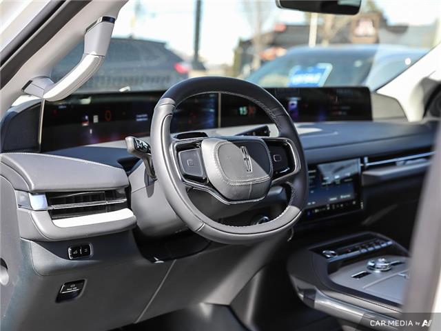 2025 Lincoln Navigator L Reserve (Stk: 25NV480) in St. Catharines - Image 11 of 27