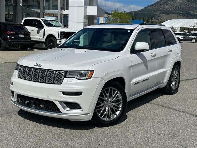 2017 Jeep Grand Cherokee Summit (Stk: 57B1520) in Penticton - Image 1 of 22