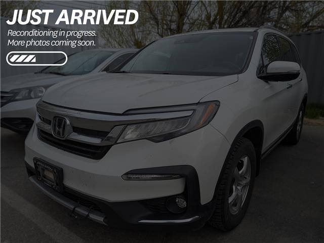 2020 Honda Pilot Touring 7P (Stk: H08571A) in North Cranbrook - Image 1 of 2