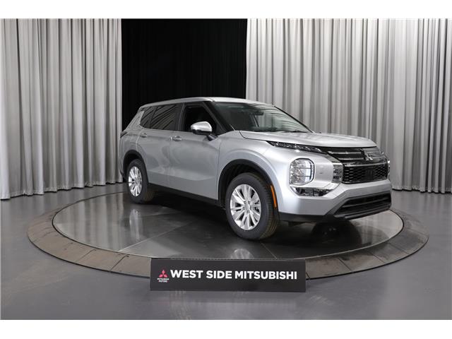 2025 Mitsubishi Outlander ES (Stk: T25499) in Edmonton - Image 1 of 27