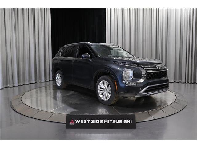 2025 Mitsubishi Outlander SE (Stk: T25440) in Edmonton - Image 1 of 31