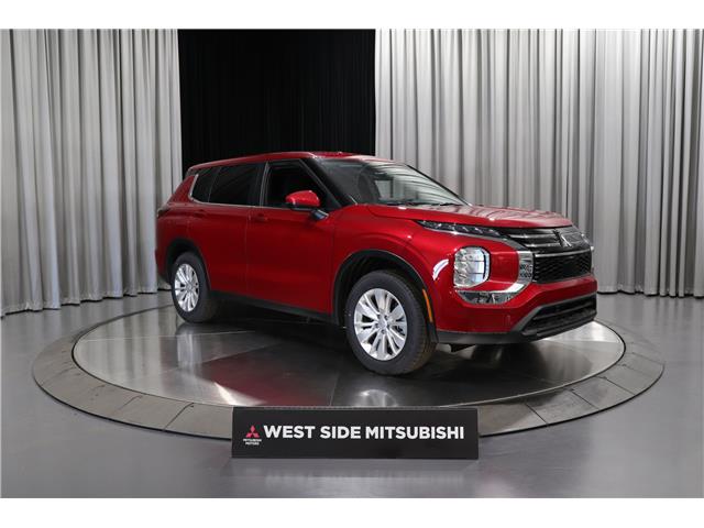2025 Mitsubishi Outlander ES (Stk: T25480) in Edmonton - Image 1 of 28