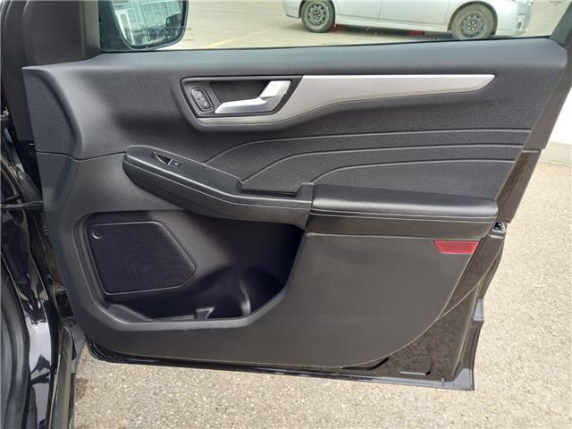 2023 Ford Escape Platinum (Stk: 8136) in Moose Jaw - Image 19 of 21 2023 Ford Escape Platinum (Stk: 8136) in Moose Jaw - Image 19 of 21