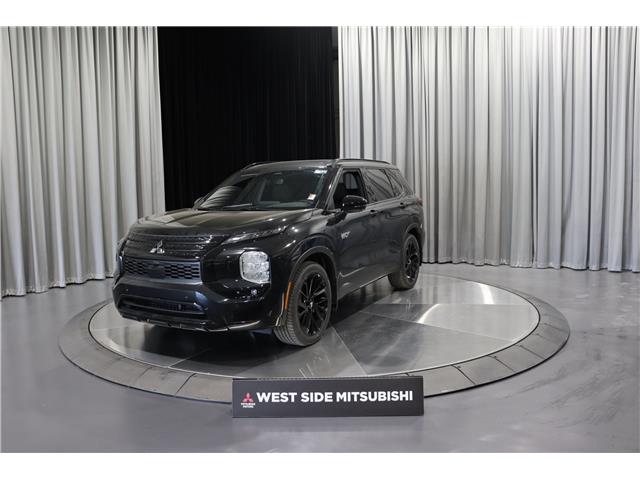 2025 Mitsubishi Outlander PHEV GT NOIR (Stk: P25421) in Edmonton - Image 3 of 30 2025 Mitsubishi Outlander PHEV GT NOIR (Stk: P25421) in Edmonton - Image 3 of 30