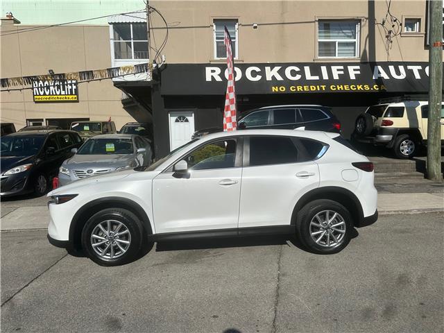 2023 Mazda CX-5 GS (Stk: M208299) in Scarborough - Image 2 of 15