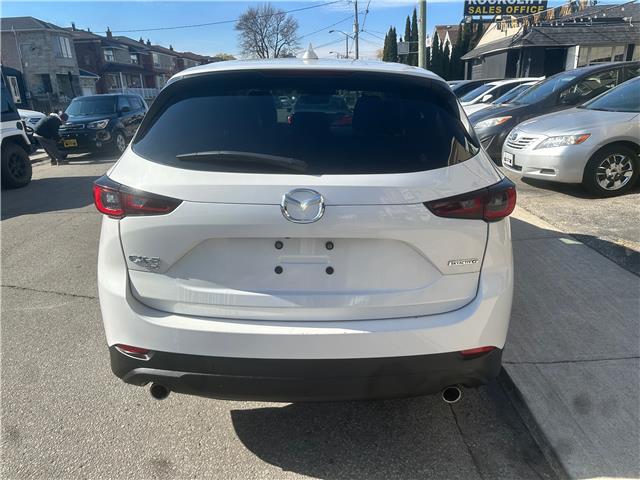 2023 Mazda CX-5 GS (Stk: M208299) in Scarborough - Image 4 of 15