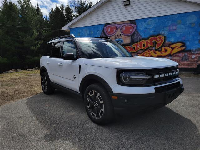 2022 Ford Bronco Sport Outer Banks in Sunny Corner - Image 1 of 16