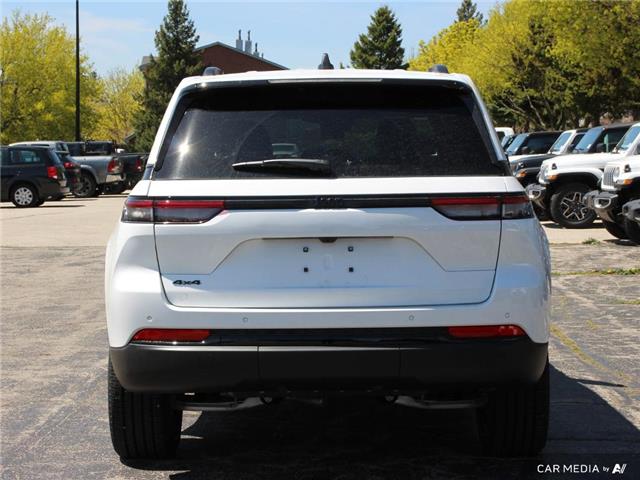2025 Jeep Grand Cherokee Laredo (Stk: S4022) in Hamilton - Image 5 of 27