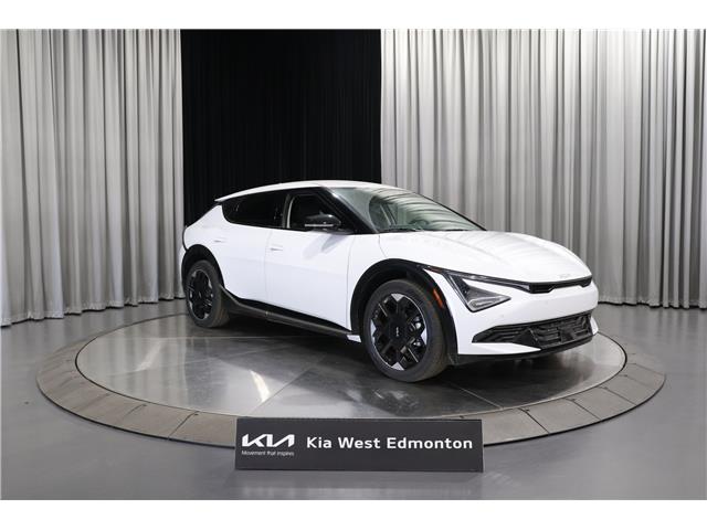 2025 Kia EV6 Land w/Premium Package (Stk: 26098) in Edmonton - Image 1 of 27