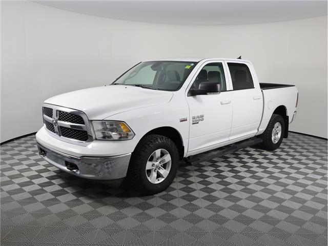 2022 RAM 1500 Classic SLT (Stk: B19458) in Calgary - Image 1 of 19