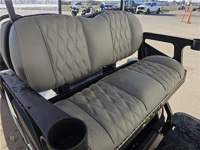 2025 EZ-GO EXPRESS S4 GAS EFI (Stk: 25EZ-002) in Grande Prairie - Image 9 of 12