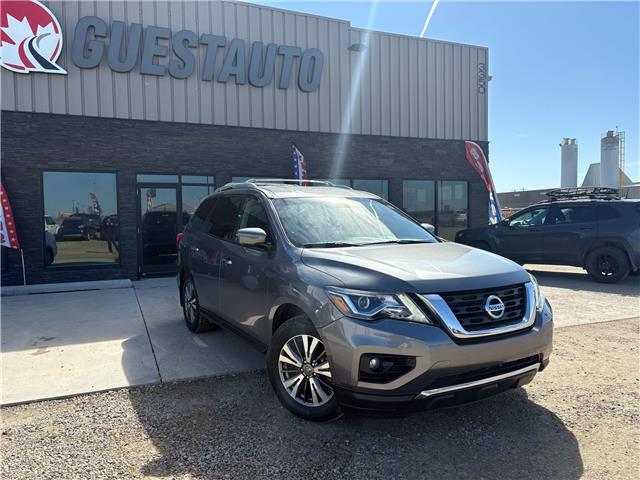 2018 Nissan Pathfinder SV Tech in Saskatoon - Image 1 of 13