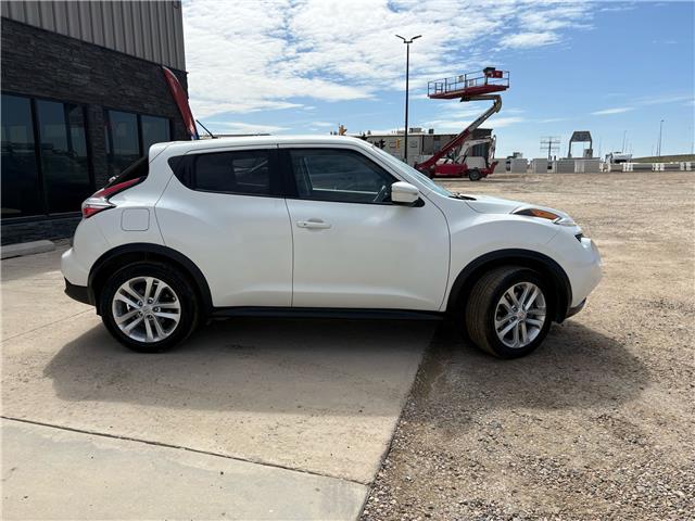 2016 Nissan Juke SV in Saskatoon - Image 6 of 13