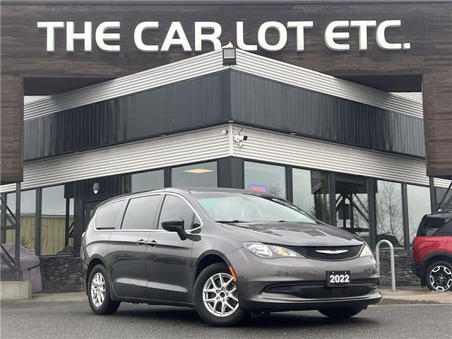 2022 Chrysler Grand Caravan SXT (Stk: 25223) in Sudbury - Image 1 of 25