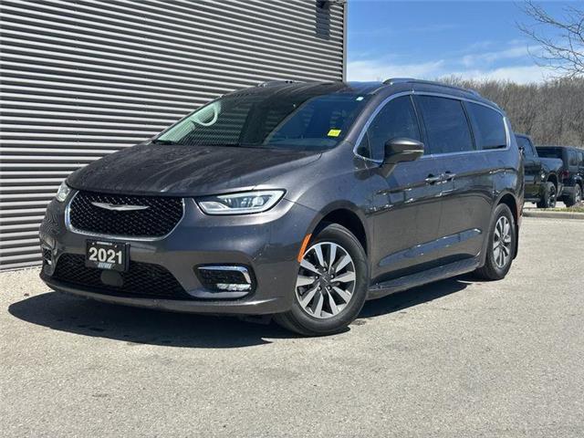 2021 Chrysler Pacifica Touring-L Plus (Stk: UP10886) in London - Image 1 of 28