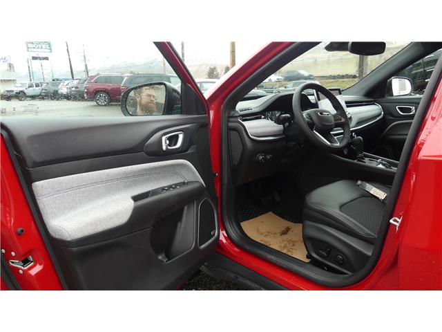 2024 Jeep Compass North (Stk: TR031) in Kamloops - Image 11 of 28