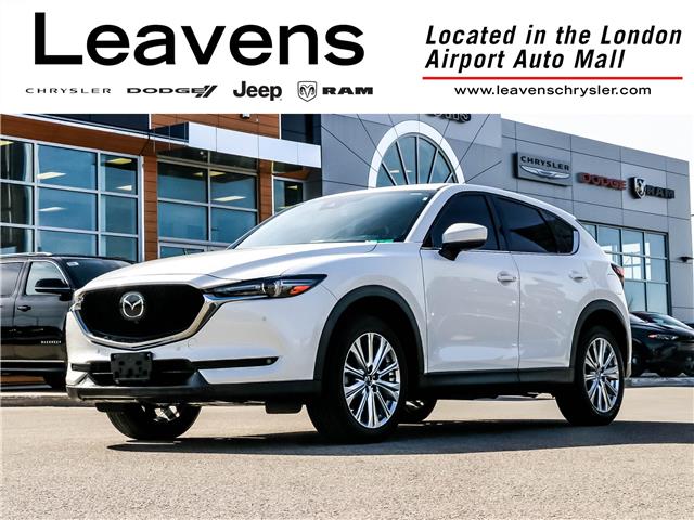 2020 Mazda CX-5 Signature (Stk: 15-U0982) in London - Image 1 of 30