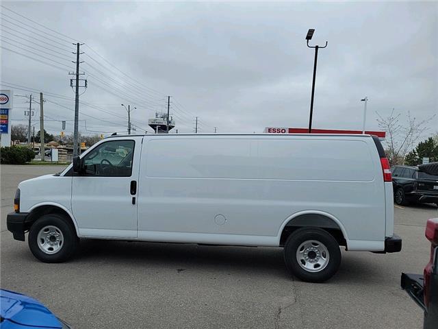 2025 GMC Savana 2500 Work Van (Stk: 1194518) in Newmarket - Image 8 of 20