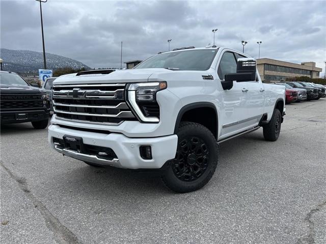 2025 Chevrolet Silverado 3500HD High Country (Stk: 58N10925) in Penticton - Image 1 of 19