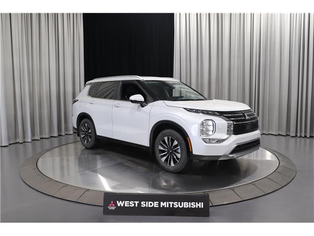 2025 Mitsubishi Outlander LE (Stk: T25516) in Edmonton - Image 1 of 31