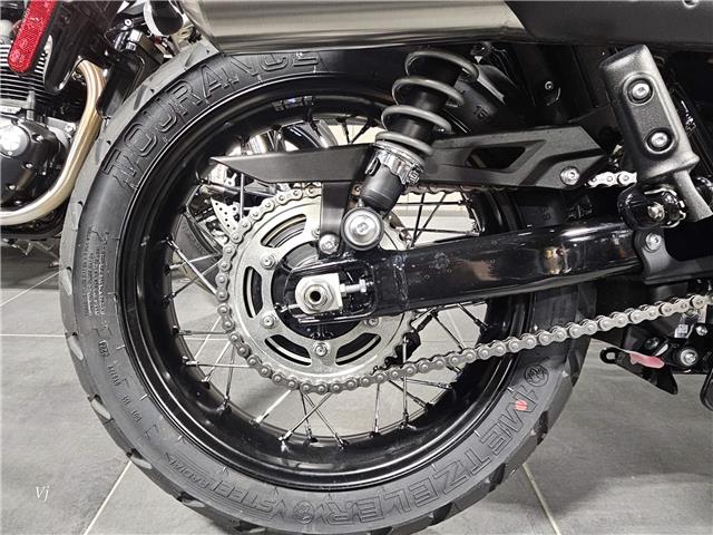 2025 Triumph SCRAMBLER 900 ICON EDITION (Stk: 25TS-042) in Grande Prairie - Image 8 of 12