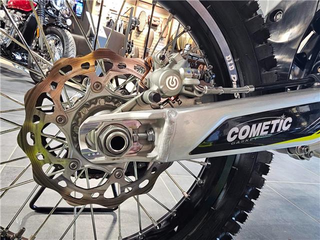 2025 Triumph TF450-X RC EDITION (Stk: 25TD-002) in Grande Prairie - Image 16 of 17