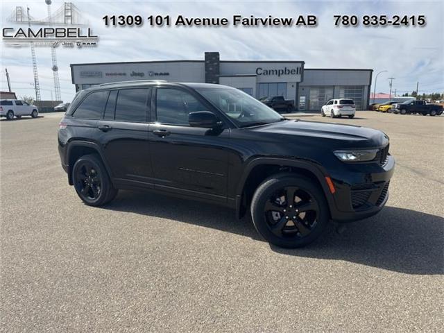 2025 Jeep Grand Cherokee Laredo (Stk: 11562) in Fairview - Image 1 of 12