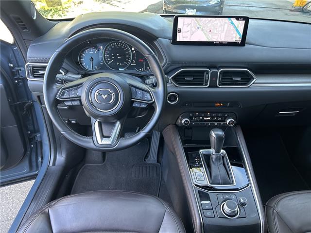 2022 Mazda CX-5 Signature (Stk: P4847) in Surrey - Image 10 of 15