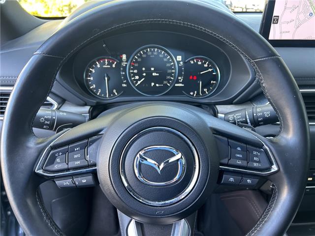 2022 Mazda CX-5 Signature (Stk: P4847) in Surrey - Image 12 of 15