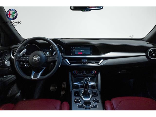 2022 Alfa Romeo Stelvio ti (Stk: AR0642A) in Calgary - Image 20 of 34 2022 Alfa Romeo Stelvio ti (Stk: AR0642A) in Calgary - Image 20 of 34