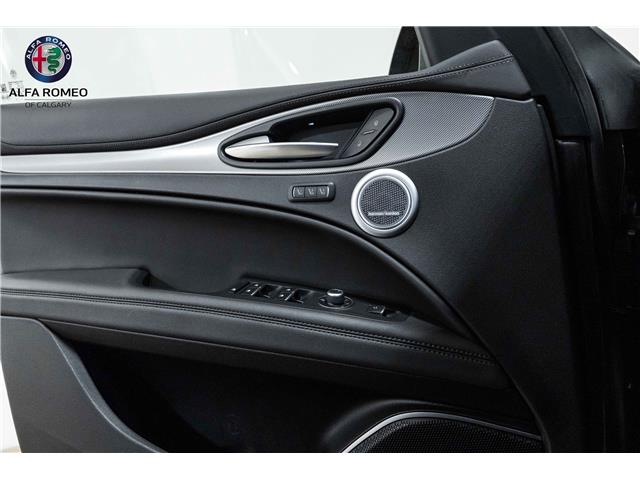 2022 Alfa Romeo Stelvio ti (Stk: AR0642A) in Calgary - Image 14 of 34 2022 Alfa Romeo Stelvio ti (Stk: AR0642A) in Calgary - Image 14 of 34