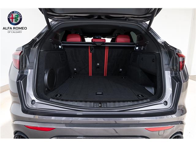 2022 Alfa Romeo Stelvio ti (Stk: AR0642A) in Calgary - Image 7 of 34 2022 Alfa Romeo Stelvio ti (Stk: AR0642A) in Calgary - Image 7 of 34