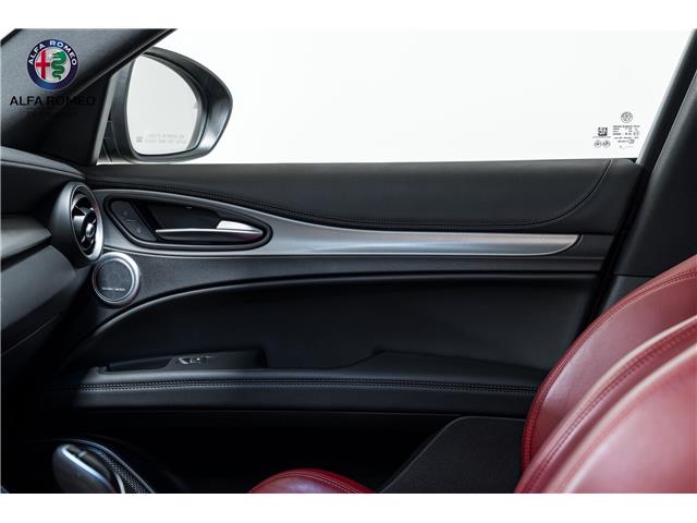 2022 Alfa Romeo Stelvio ti (Stk: AR0642A) in Calgary - Image 17 of 34 2022 Alfa Romeo Stelvio ti (Stk: AR0642A) in Calgary - Image 17 of 34