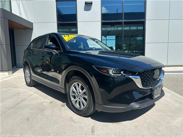 2022 Mazda CX-5 GS (Stk: 35630A) in East York - Image 1 of 19
