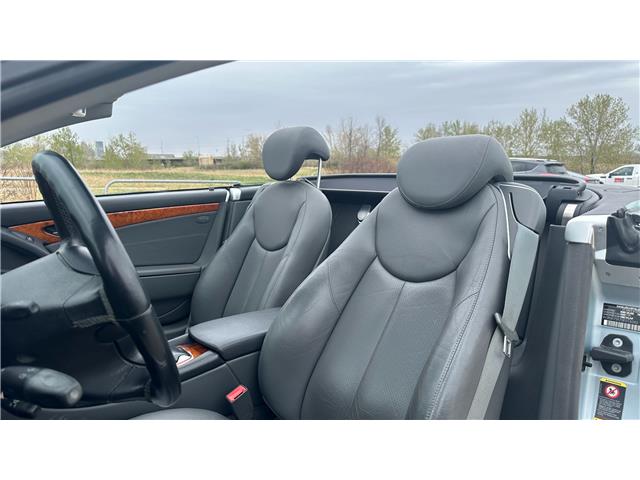 2003 Mercedes-Benz SL-Class Base (Stk: 014342) in Calgary - Image 20 of 26 2003 Mercedes-Benz SL-Class Base (Stk: 014342) in Calgary - Image 20 of 26