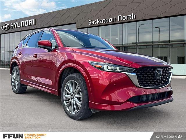 2023 Mazda CX-5 Signature (Stk: F0719) in Saskatoon - Image 1 of 29
